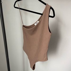 4th & Reckless One Shoulder Tan Body Suit XS